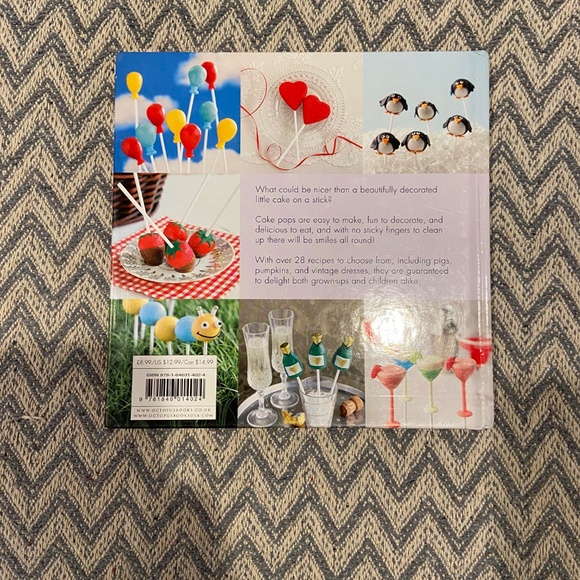 Cake Pops: 28 Great Designs – Popcake Kitchen (2012, Hardcover) - Picture 2 of 2